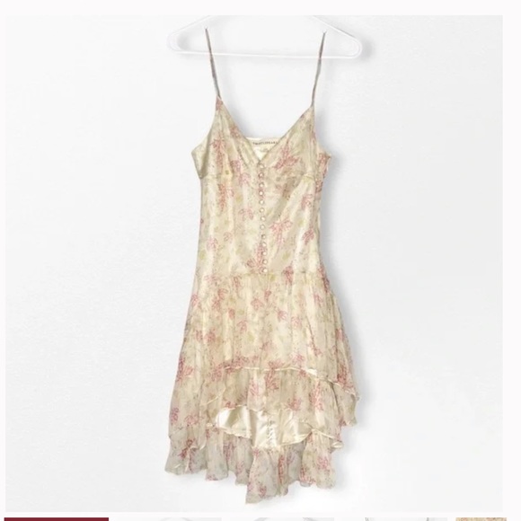 Anthropologie Tops - 😎 Anthropologie Thistlepearl silk blouse